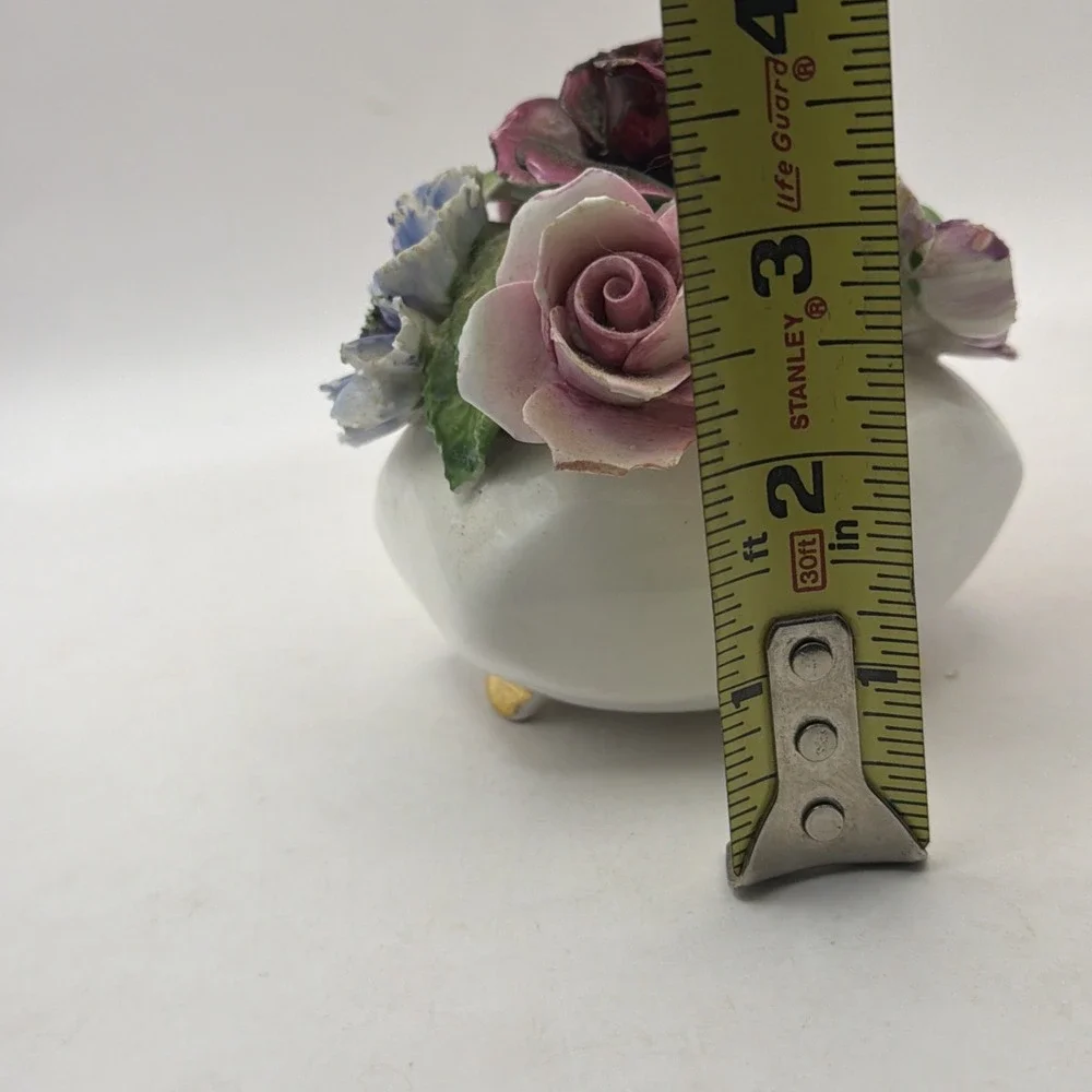 Radnor Bone China Figurine Footed Floral Bouquet 4
